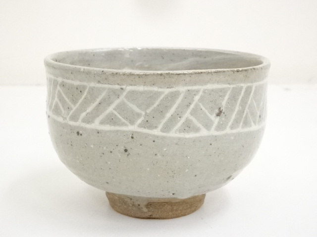 JAPANESE TEA CEREMONY BRUSH MARKS TEA BOWL / CHAWAN